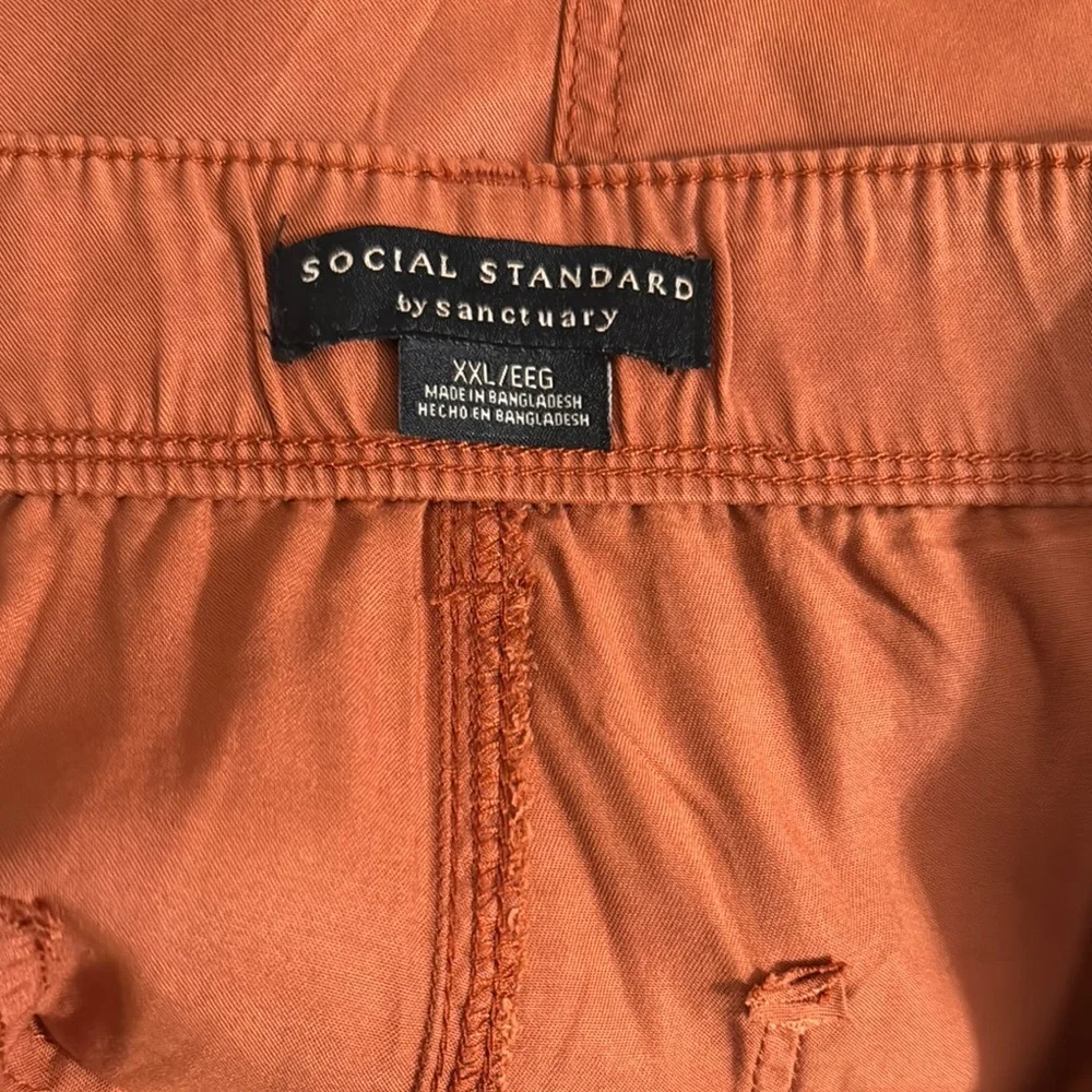 Rust Orange Casual Shorts - Picture 7 of 8